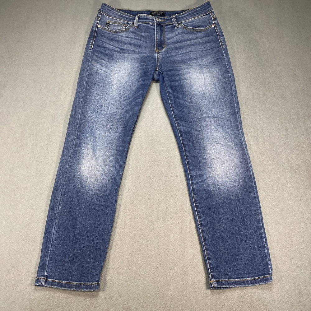 Judy Blue Relaxed Fit Jeans Size 11/30 Denim Blue Wash Ankle Stretch JB82103MD
